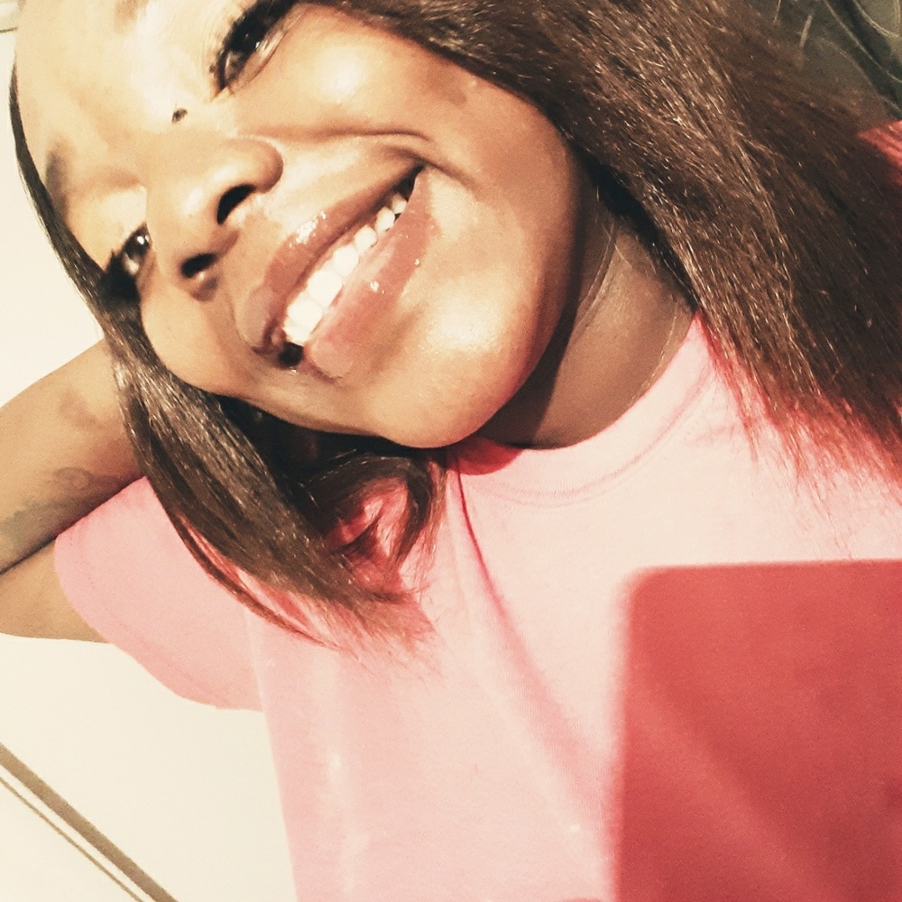 Meet your Posher, Dezi